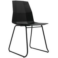 Conjunto 2 cadeiras Cube – pés trapézio pretos/assento preto