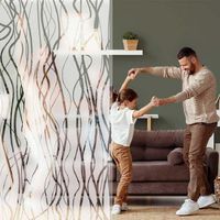 Película decorativa transparente com motivo de lianas foscas – Luminis