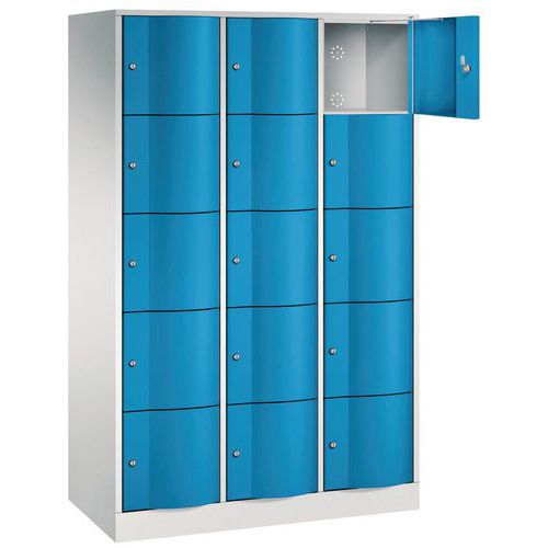 Cacifo com 9 e 15 compartimentos e porta antivandalismo – 3 colunas de 380 mm de largura – com base – CP