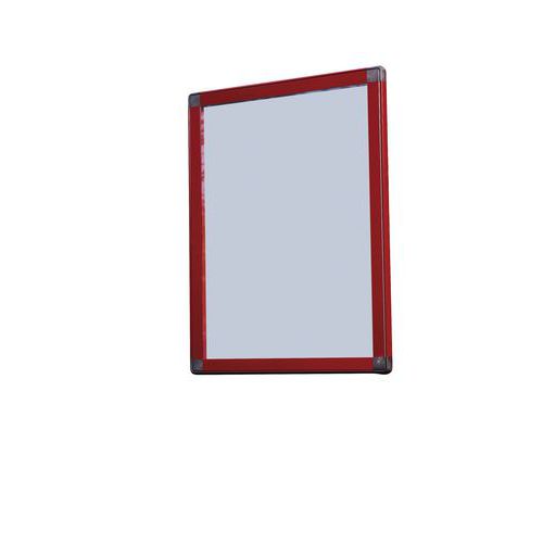 Vitrina de exterior Antares de estilo italiano – fundo em alumínio – porta em vidro de segurança