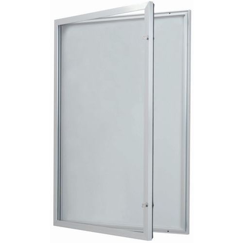 Vitrina de exterior com porta rebatível – fundo em alumínio – porta em vidro de segurança – fechaduras idêntic