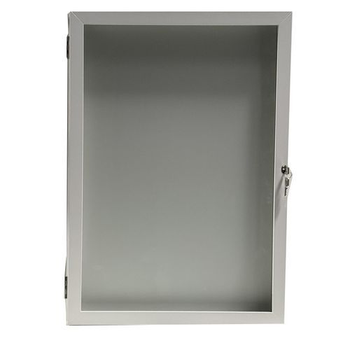 Vitrina de exterior com porta rebatível – fundo em alumínio – estrutura branca – AME
