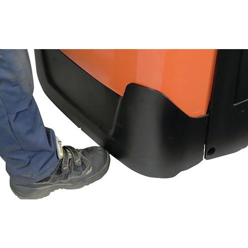 distância ao solo rebaixada para melhor proteção dos pés distância ao solo rebaixada para melhor proteção dos pés