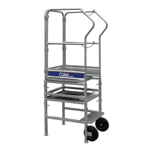 Plataforma Cabri (com extensão) – 3 degraus Plataforma Cabri (com extensão) – 3 degraus