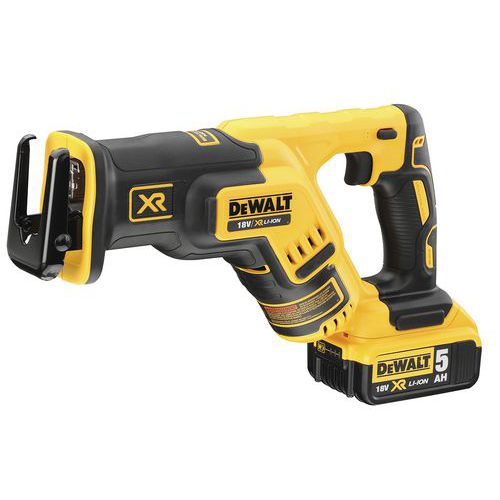 Serra de sabre compacta XR com 2 baterias – Dewalt Serra de sabre compacta XR com 2 baterias – Dewalt